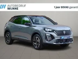 Grijs Gebruikt 2023 Peugeot 2008 GT SUV | € 26.950 (Eerlijke prijs)