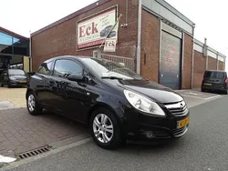 Zwart Gebruikt 2009 Opel Corsa Edition Hatchback | € 3.450 (Eerlijke prijs)