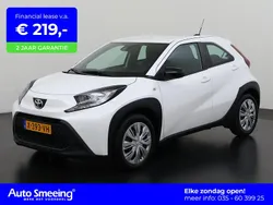 Wit Gebruikt 2024 Toyota Aygo Play Hatchback | € 17.395 (Eerlijke prijs)