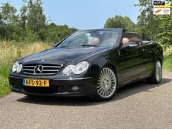 Zwart Gebruikt 2006 Mercedes CLK350 Avantgarde Cabriolet | € 15.950