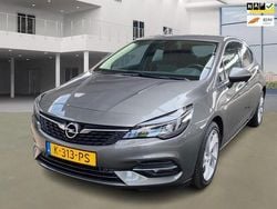 Grijs Gebruikt 2021 Opel Astra Elegance Hatchback | € 9.950 (Super prijs)