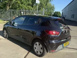 Zwart Gebruikt 2014 Renault Clio IV Expression Hatchback | € 4.500 (Eerlijke prijs)