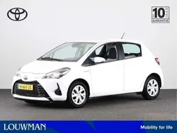 Wit Gebruikt 2020 Toyota Yaris Hybrid Active Hatchback | € 15.945 (Eerlijke prijs)