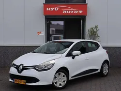 Wit Gebruikt 2015 Renault Clio IV Expression Hatchback | € 3.999 (Eerlijke prijs)