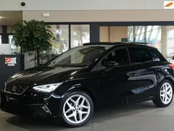 Zwart, metallic lak Gebruikt 2021 Seat Ibiza FR Hatchback | € 18.950 (Iets duurder)