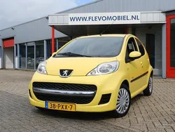 Geel Gebruikt 2011 Peugeot 107 Hatchback | € 2.750 (Goede deal)