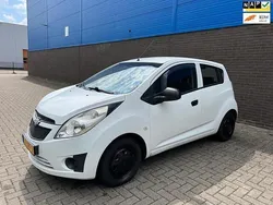 Wit Gebruikt 2013 Chevrolet Spark Hatchback | € 2.450 (Eerlijke prijs)