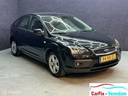 Zwart Gebruikt 2007 Ford Focus Ambiente Hatchback | € 3.995 (Eerlijke prijs)
