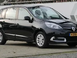 Zwart Gebruikt 2014 Renault Scénic III Expression MPV | € 9.900 (Duur)