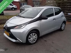 Grijs Gebruikt 2016 Toyota Aygo Hatchback | € 8.350 (Goede deal)