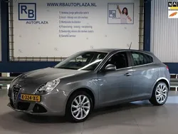 Grijs Gebruikt 2013 Alfa Romeo Giulietta Distinctive Hatchback | € 6.950 (Super prijs)