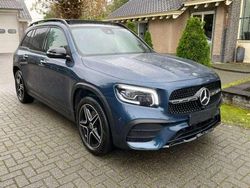 Blauw Gebruikt 2023 Mercedes GLB200 AMG line SUV | € 27.400