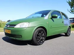 Groen Gebruikt 2002 Opel Corsa Njoy Hatchback | € 799 (Goede deal)