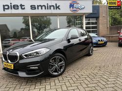 Zwart Gebruikt 2020 BMW 118 Executive Hatchback | € 20.900 (Eerlijke prijs)