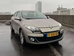 Bruin Gebruikt 2013 Renault Mégane III Collection Hatchback | € 4.500 (Goede deal)