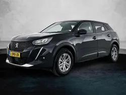 Zwart Gebruikt 2021 Peugeot e-2008 Active SUV | € 16.920 (Eerlijke prijs)