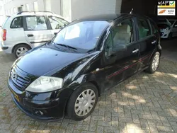 Zwart Gebruikt 2002 Citroën C3 Exclusive Hatchback | € 500 (Goede deal)