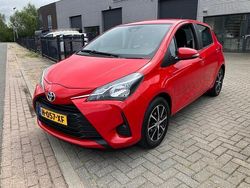 Rood Gebruikt 2020 Toyota Yaris Connect Style Hatchback | € 13.900 (Eerlijke prijs)