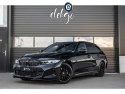 Zwart Gebruikt 2022 BMW 320 Executive Stationwagen | € 38.450 (Duur)