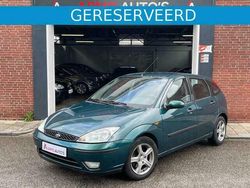 Groen Gebruikt 2002 Ford Focus Trend Hatchback | € 799 (Goede deal)