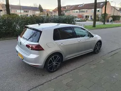 Zilver Gebruikt 2014 VW Golf VII Stationwagen | € 8.000 (Duur)