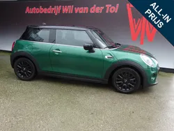 Groen, metallic lak Gebruikt 2020 Mini Cooper Chili Hatchback | € 18.490 (Super prijs)