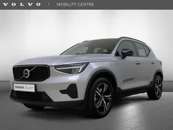 Grijs Gebruikt 2024 Volvo XC40 Plus SUV | € 42.950 (Eerlijke prijs)