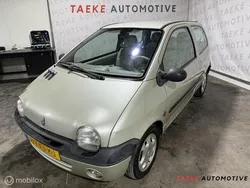 Geel Gebruikt 2000 Renault Twingo Initiale Hatchback | € 499 (Goede deal)