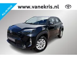 Zwart Gebruikt 2024 Toyota Yaris Cross Limited SUV | € 27.699 (Goede deal)