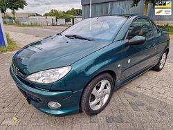 Groen Gebruikt 2002 Peugeot 206 CC Roland Garros Cabriolet | € 399 (Super prijs)