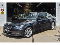 Zwart, metallic lak Gebruikt 2008 BMW 523 Exclusive Sedan | € 12.900 (Duur)