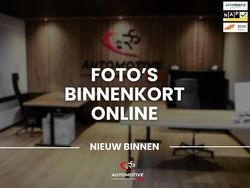 Wit Gebruikt 2022 Mercedes C180 AMG line Stationwagen | € 41.945 (Iets duurder)