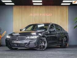 Grijs Gebruikt 2022 BMW 530 M Sport Sedan | € 40.950 (Super prijs)