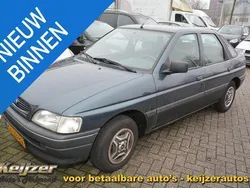 Grijs Gebruikt 1993 Ford Escort Hatchback | € 950