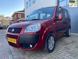 Rood Gebruikt 2007 Fiat Doblò Dynamic MPV | € 3.995 (Super prijs)