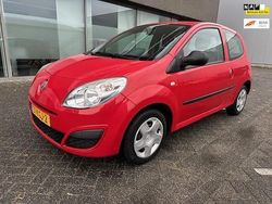Rood Gebruikt 2009 Renault Twingo Authentique Hatchback | € 1.799 (Goede deal)