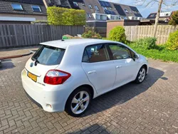 Wit Gebruikt 2010 Toyota Auris Hatchback | € 7.495 (Eerlijke prijs)