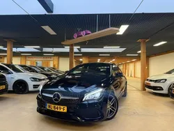Zwart Gebruikt 2017 Mercedes CLA180 Ambition Sedan | € 17.450 (Eerlijke prijs)