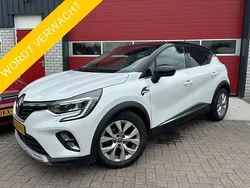 Wit, metallic lak Gebruikt 2021 Renault Captur Intens SUV | € 16.888 (Goede deal)