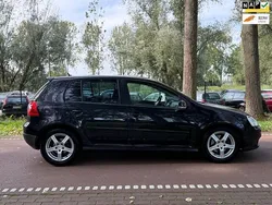 Zwart Gebruikt 2008 VW Golf VI Trendline Hatchback | € 2.899 (Eerlijke prijs)