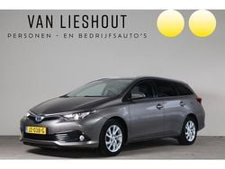 Grijs Gebruikt 2016 Toyota Auris Trend Hatchback | € 12.650 (Eerlijke prijs)