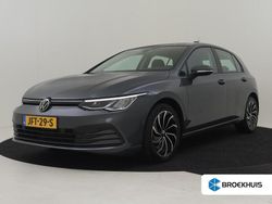 Grijs Gebruikt 2023 VW Golf VIII Style Hatchback | € 28.900 (Eerlijke prijs)