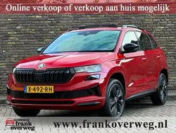 Rood Gebruikt 2024 Skoda Karoq SportLine SUV | € 35.950 (Goede deal)