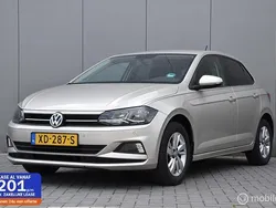 Grijs Gebruikt 2018 VW Polo Comfortline Hatchback | € 12.182 (Eerlijke prijs)