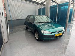 Groen Gebruikt 1999 Peugeot 106 Hatchback | € 750 (Eerlijke prijs)