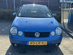 Blauw Gebruikt 2003 VW Polo Sedan | € 1.799 (Eerlijke prijs)