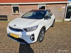 Wit Gebruikt 2021 Kia Stonic SUV | € 17.945 (Eerlijke prijs)