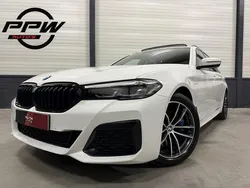 Wit Gebruikt 2021 BMW 530e M Sport Stationwagen | € 37.850 (Eerlijke prijs)