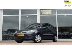 Grijs Gebruikt 2007 Ford Fiesta Futura Hatchback | € 1.544 (Eerlijke prijs)