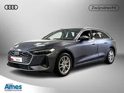 Blauw Gebruikt 2025 Audi A5 Advanced Coupé | € 52.995